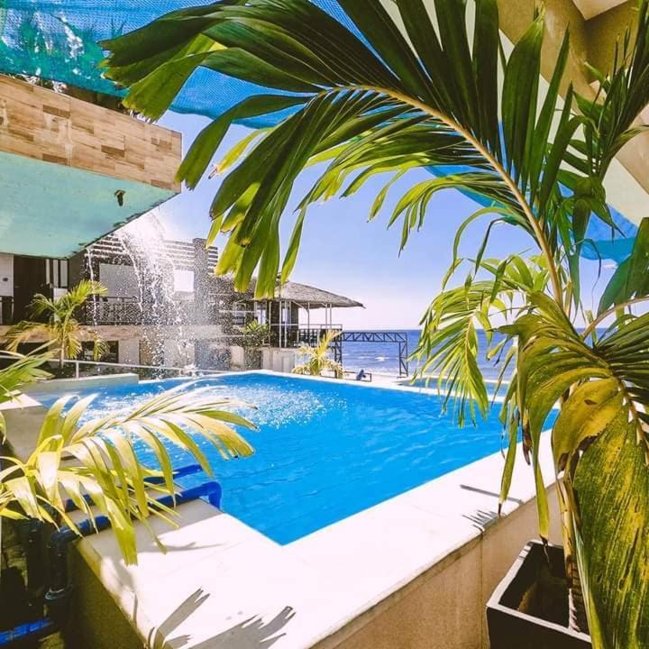 Miami Heat Beach Resort Morong  Ngoại thất bức ảnh